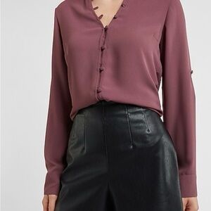Express Slim Ruffle Covered Button Portofino Shirt - Small